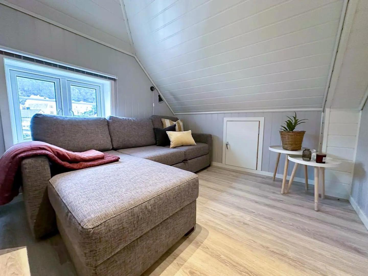 Stylish & Bright Penthouse - Office - 5 Star Location! Apartamento Egersund Exterior foto